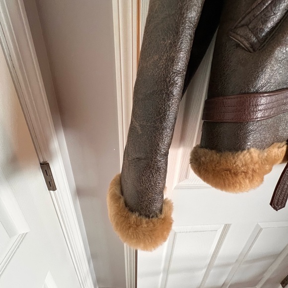 Avirex vintage limited edition leather bomber jacket. - Picture 11 of 16